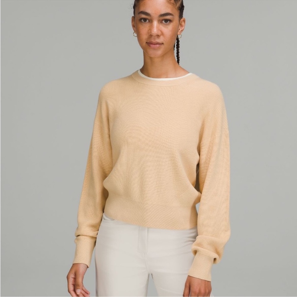 Women's Lululemon Cream Crewneck Knit Sweater with Layered Neckline